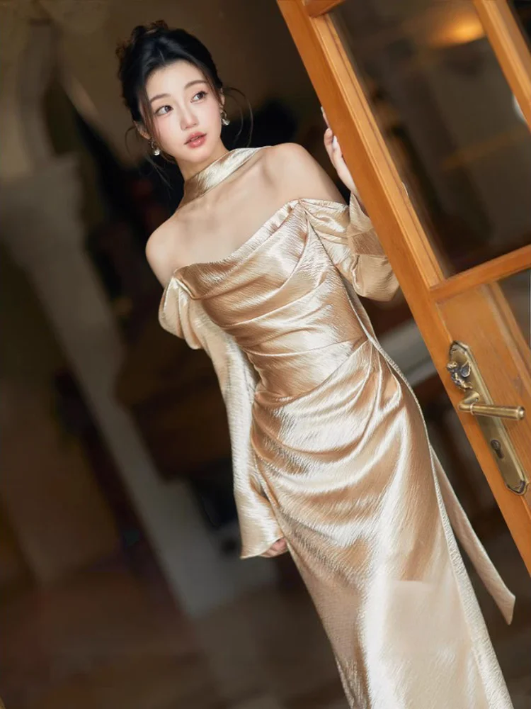 

Ele Long Sve Evening Gown in Gold for Women Wedding Ceremony Host Dinner Par Performance Beautiful Bridal Robe