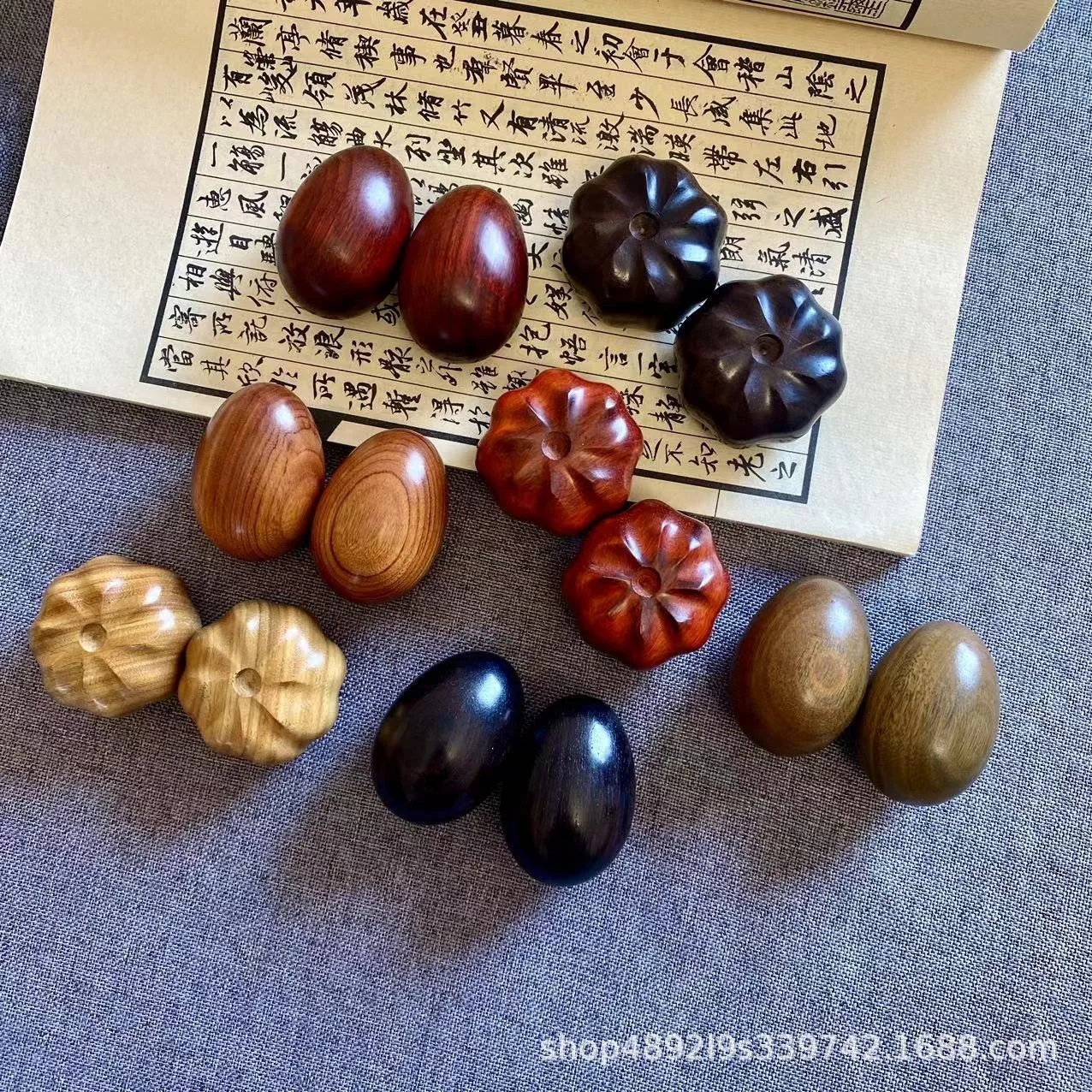 Natural Solid Wooden Hand Massage Exercise Balls Pumpkin Egg Shaped Stress Relief Fidget Toys For Adults Seniors Home Office Use view 2