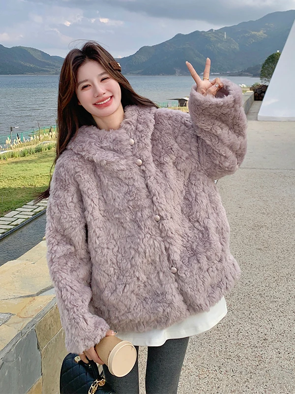 جاكيت نسائي جديد للخريف والشتاء من فرو الحمل الأرجواني المضاد للشيخوخة مع غطاء للرأس، سترة جلدية دافئة ومبطنة