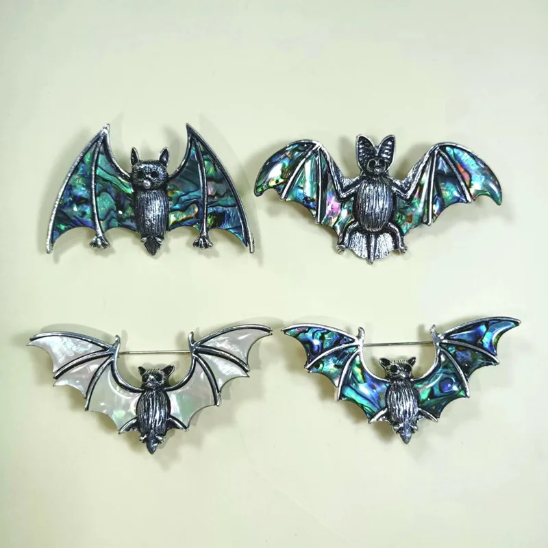 

Natural Shell Bat Shaped Brooch Pendant Abalone Dual-purpose White Shell Charming Women Men Jewelry Accessories