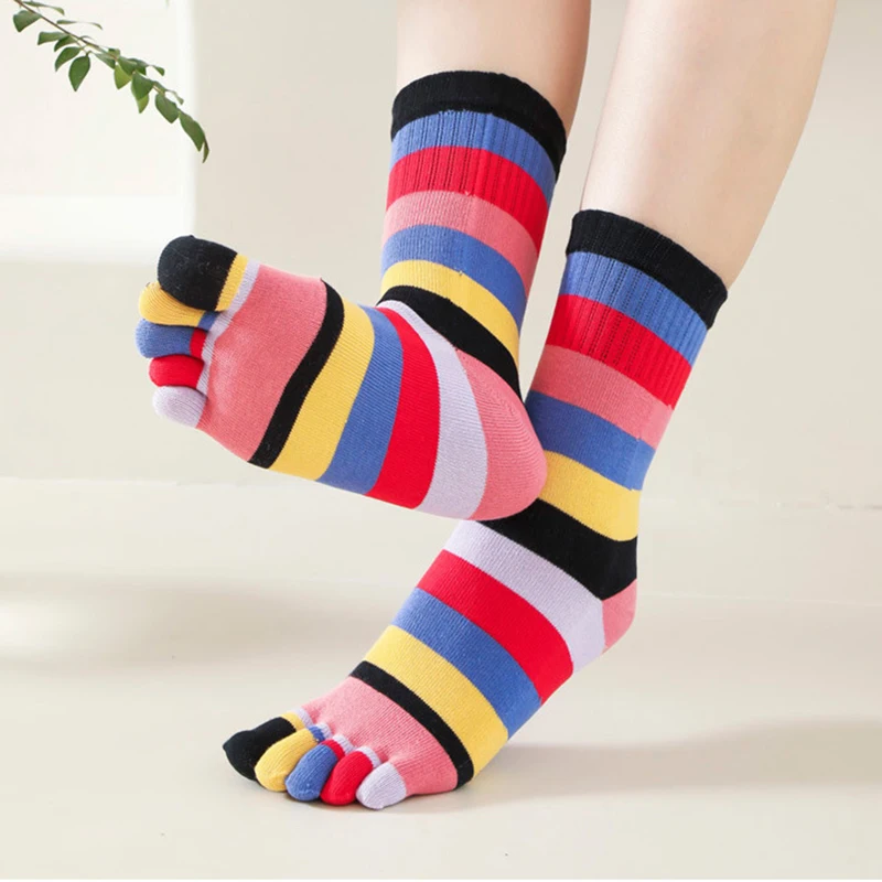 

3 Pairs Korean Style Rainbow Striped 5-Finger Socks for Young Women Bright Color Sport Dress Casual Female Fashion Toe Socks