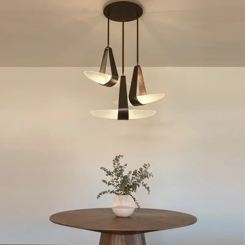 Nordic Modern Ceiling Chandelier Belt Glass Led Lights Living Room Dining Bedroom Salon Lustre Lighting Home Decor Pendant Lamp