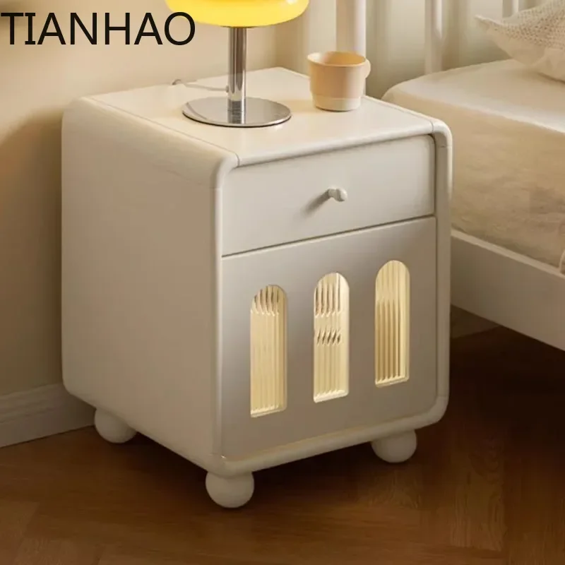 Sofás laterales cómodos mesitas de noche dormitorio mesita de noche conectada cofres habitación estrecha móvil Mesa lateral extraño muebles de casa