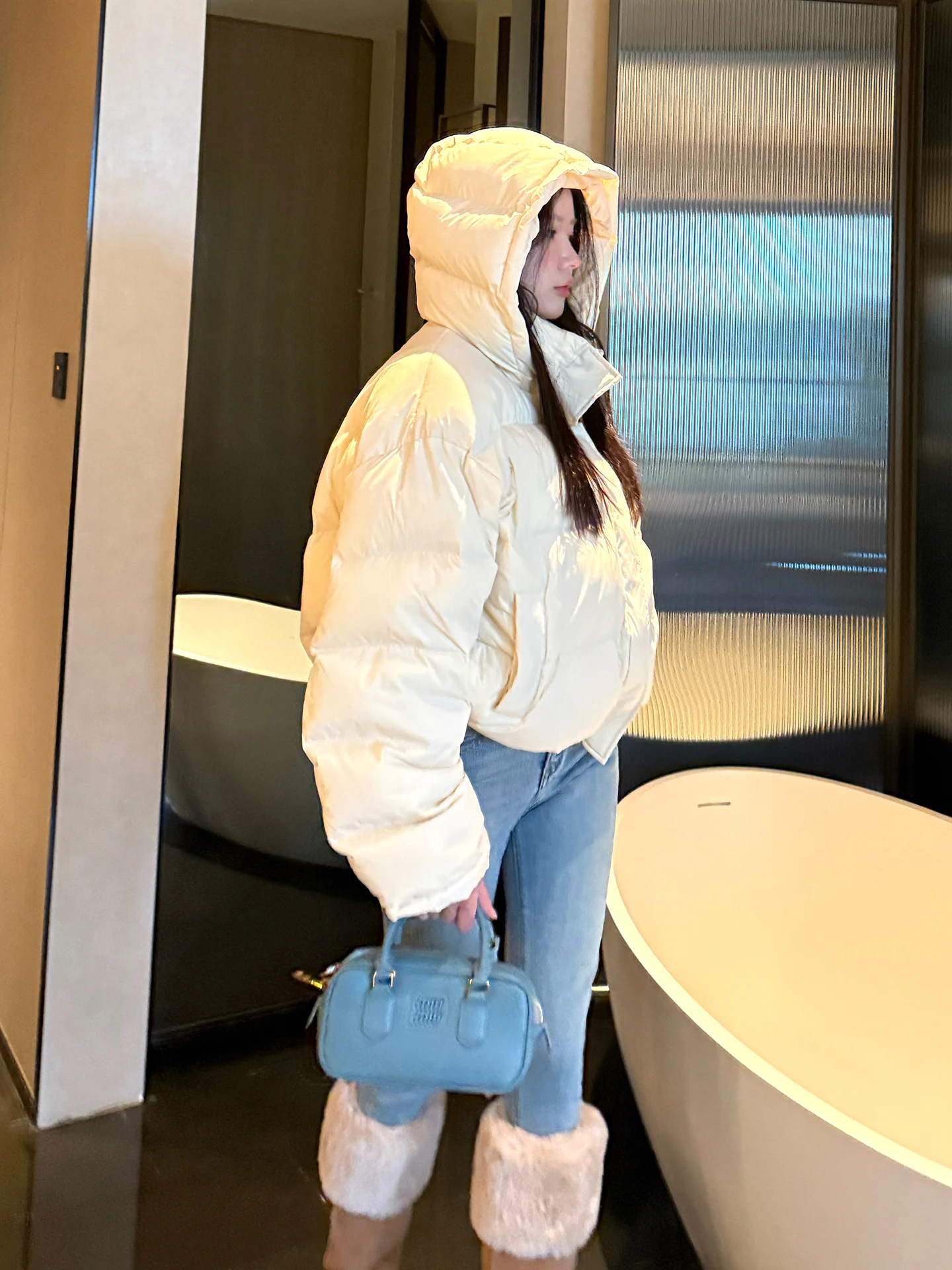 

Корейская женская зимняя утепленная куртка Matou с капюшоном, свободного кроя, теплая верхняя одежда с V-образным вырезом и застежкой-молнией