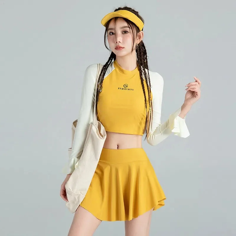 ملابس السباحة النسائية المحافظة 2 قطعة ملابس الشاطئ الكورية ثوب السباحة مجموعة صفراء طويلة الأكمام انقسام بيكيني مع التنانير Tankini مجموعات