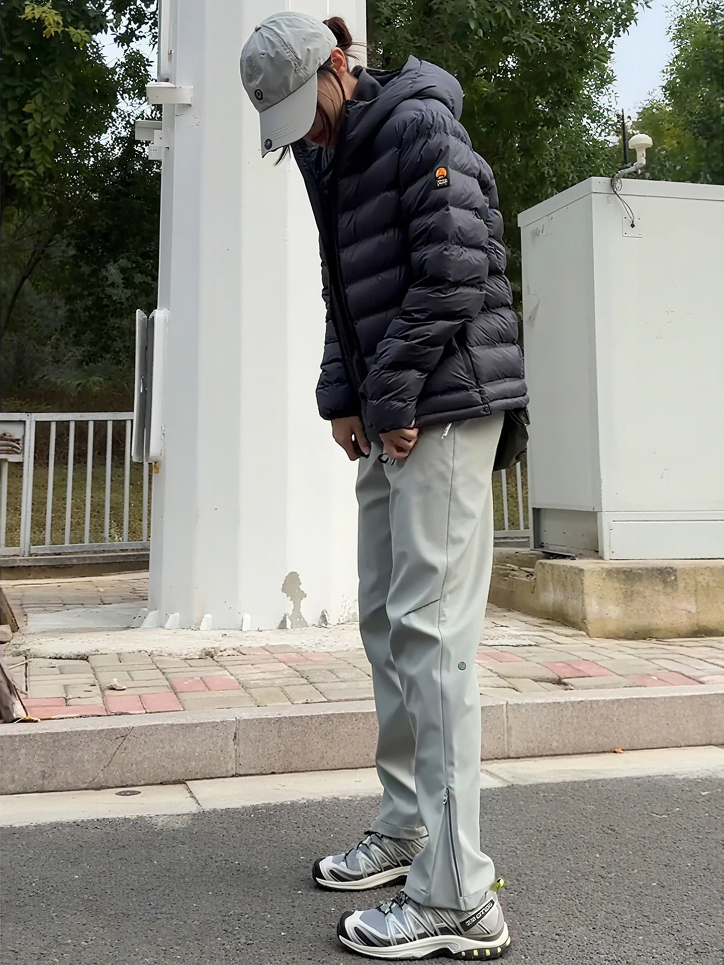 

ex Soft ell Брюки-карго Осень-зима Уличные футболки с прямыми штанинами на молнии сбоку для пеших прогулок и скалолазания