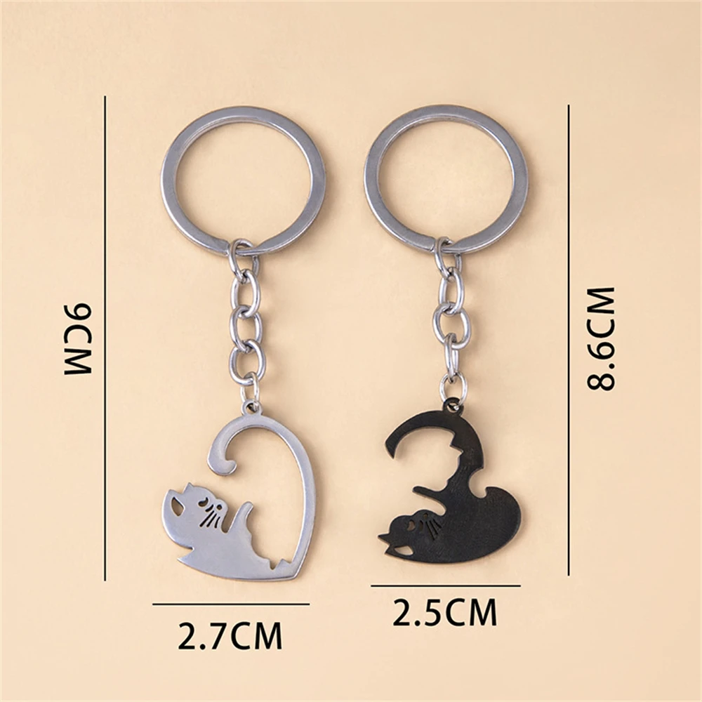 Cute Hug Cat Keychain Creative Patchwork Heart Round Keyring Couple Lovers Key Chains Bag Pendant Car Keyholder Accessories Gift