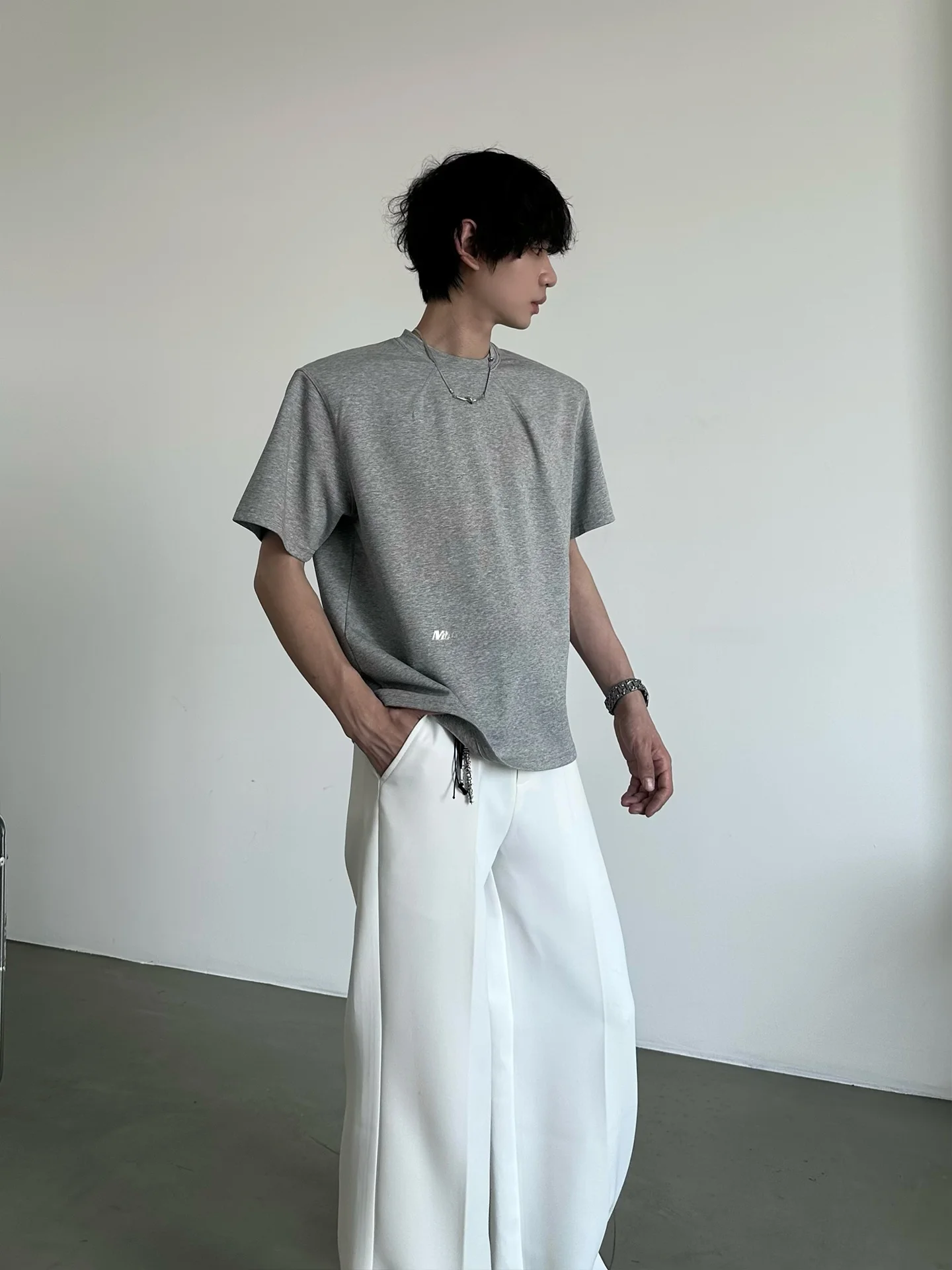 Casual Loose Short Sleeve round Neck  Color Base Shirt Pressing Line Slim Fit Leisure Top for Youth Summer Cotton Polyes...