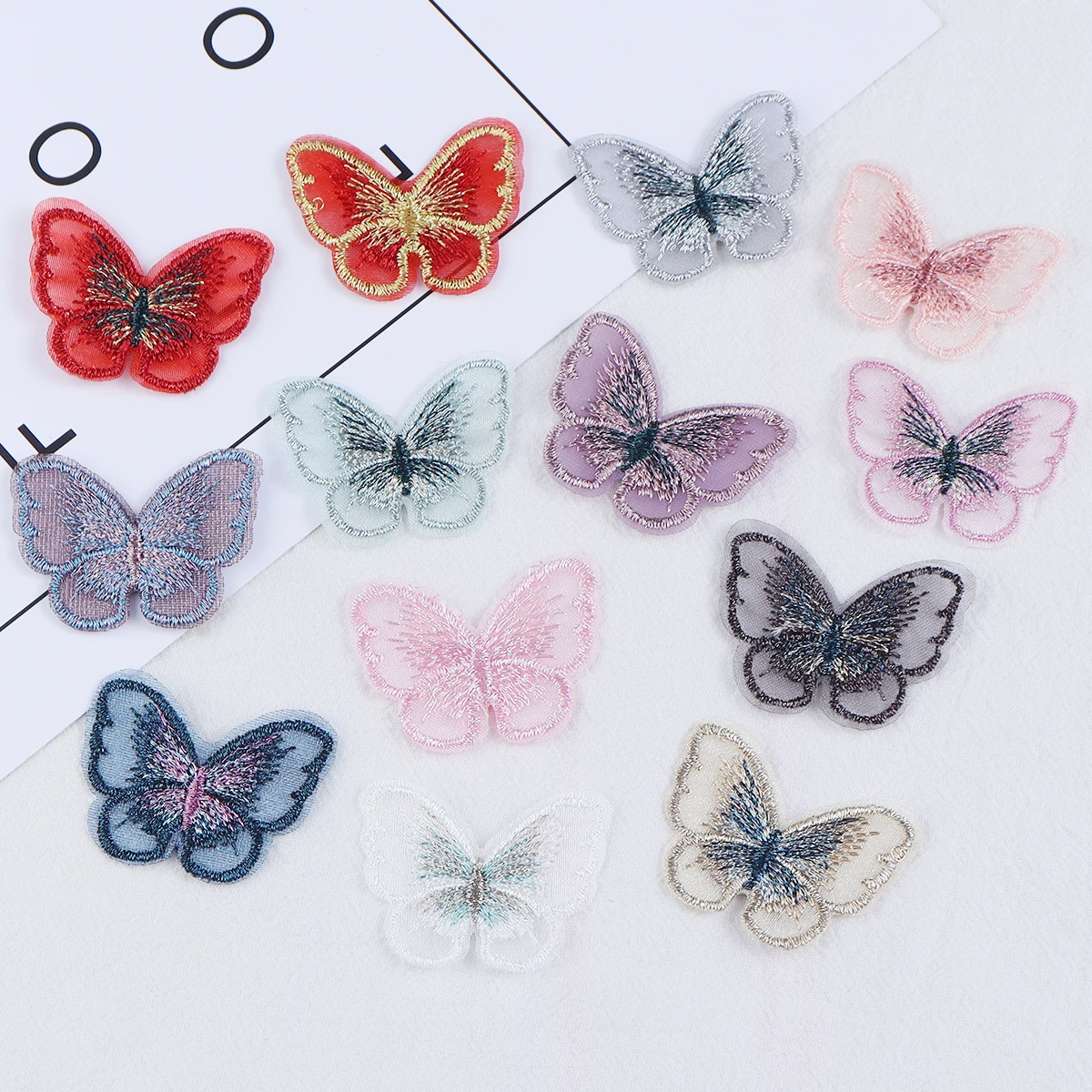20Pcs/pack Embroidered Mesh Butterfly Appliques Multi-color Garment Patches for DIY Headwear Hand-Crafts Home Sewing Supplies
