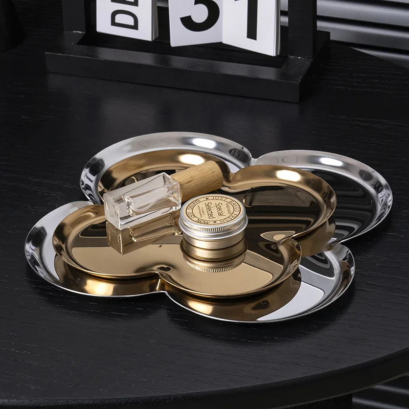 

New Nordic style four-leaf clover stainless steel tray home jewelry perfume light luxury storage tray desktop finishing
