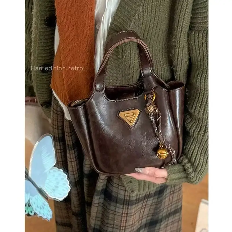 Fashion Tote Bag Bucket Bag Women Handbag Commuter Shoulder Messenger Bag Vegetable Basket Luxury Bag Including Bell Accessories