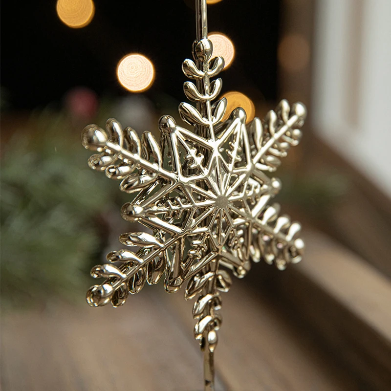 Golden Retro Christmas Candlestick Star Elk Snowflake Tree Candle Holder for Winter Xmas Table Candle Merry Christmas Decor Gift