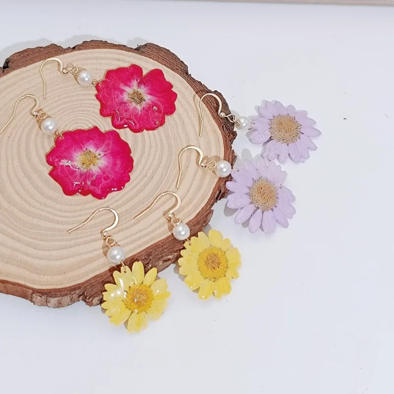 Natürliche weiße Gänseblümchen Blumen ohrringe hand gefertigte Epoxidharz getrocknete Blumen ohrringe kreative gepresste Blumen Statement Schmuck