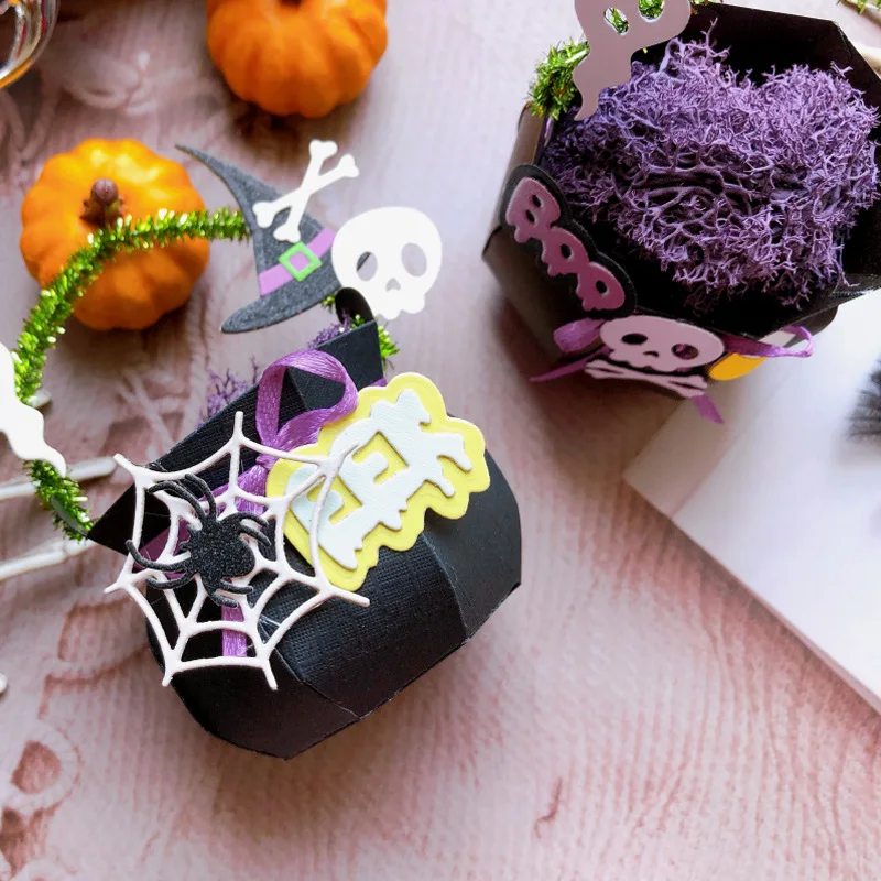 KLJUYP Halloween Gift Bag Metal Cutting Dies Stencils for DIY Scrapbooking/album Decorative Embossing DIY Paper Cards