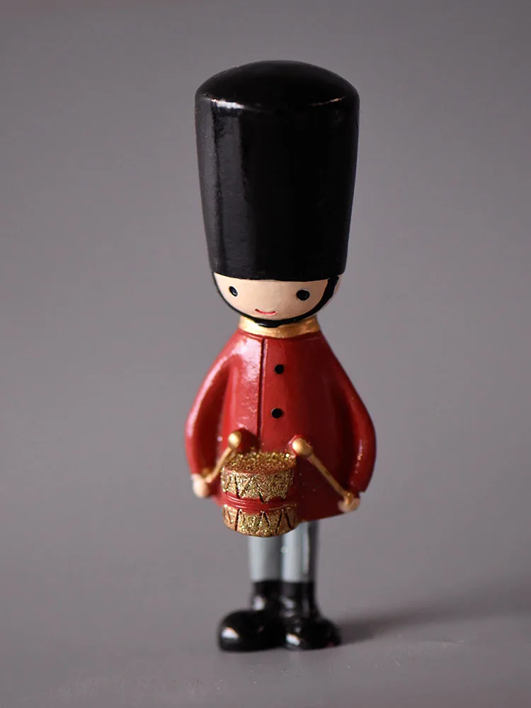 Nutcracker Puppet Soldier, Resin Home Craft Decor Ornament, Christmas Doll Figurine