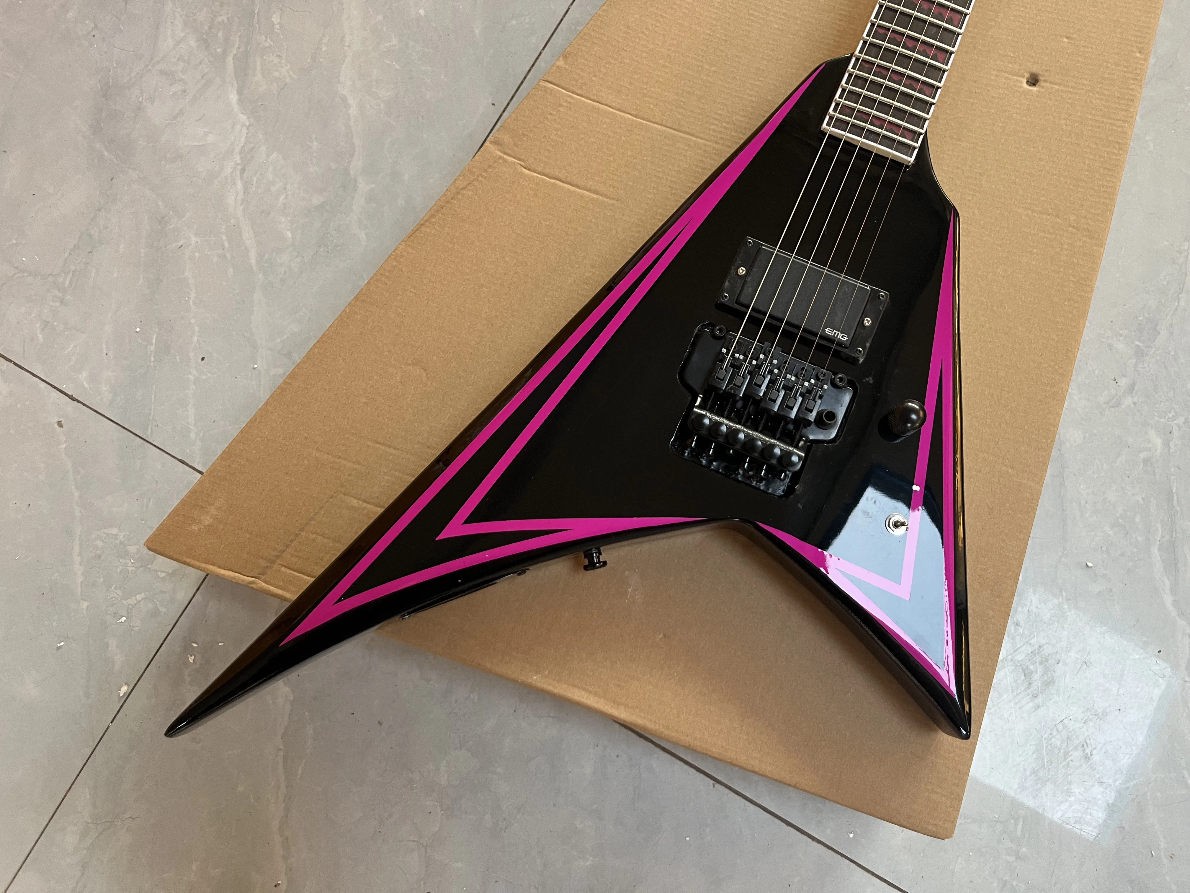 Chinese OEM Electric guitar Alexi Laiho Pink Sawthooth EMG pickups active in stock