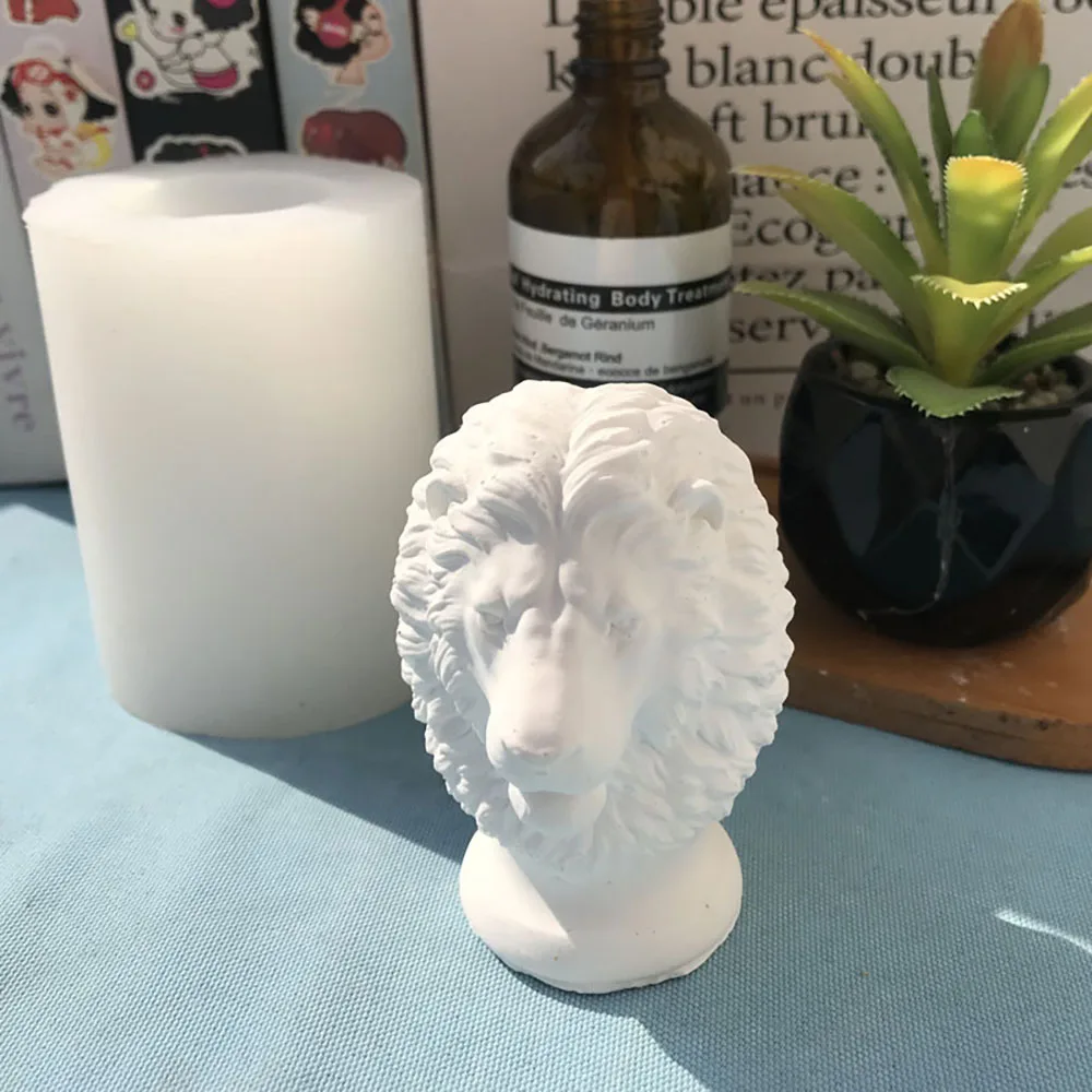 

DIY Lion Head Silicone Candle Mold Desktop 3D Gypsum Cement Crafts Mold Cartoon Animal Concrete Silicone Mold for Home Decor