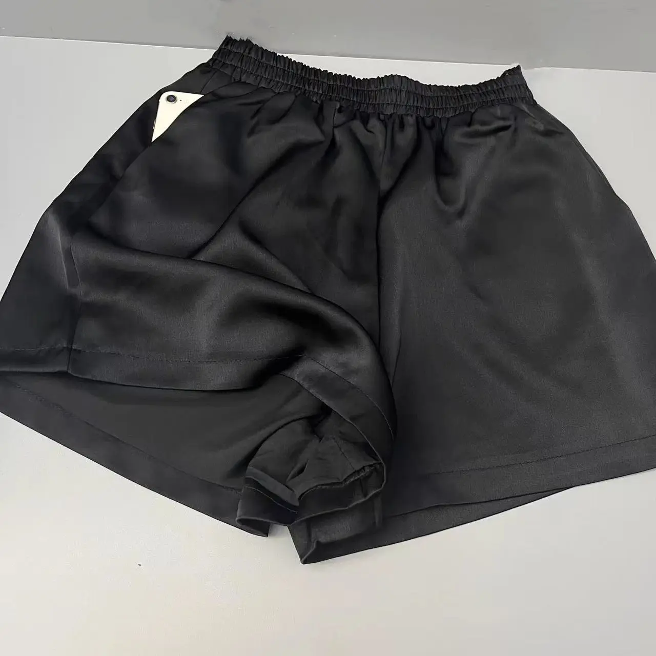 Shorts casuais soltos de cintura alta com estampa de leopardo Calças femininas de cetim em forma de A com pernas largas