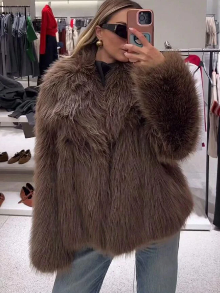 

2025 Autumn Winter Casual Faux Fur Coat Women Warm Jackets Streetwear Turn Down Collar Christmas Oversized Elegant Coats