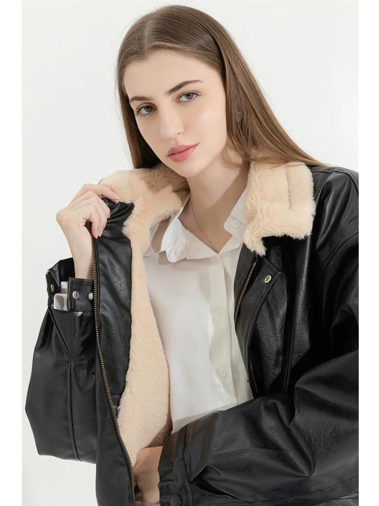 Winter Women\'s Fur Leather Jacket Long Sleeved Loose Warm Lamb Wool Vintage Thickened Locomotive Lapel Female PU Motorcycle Coat