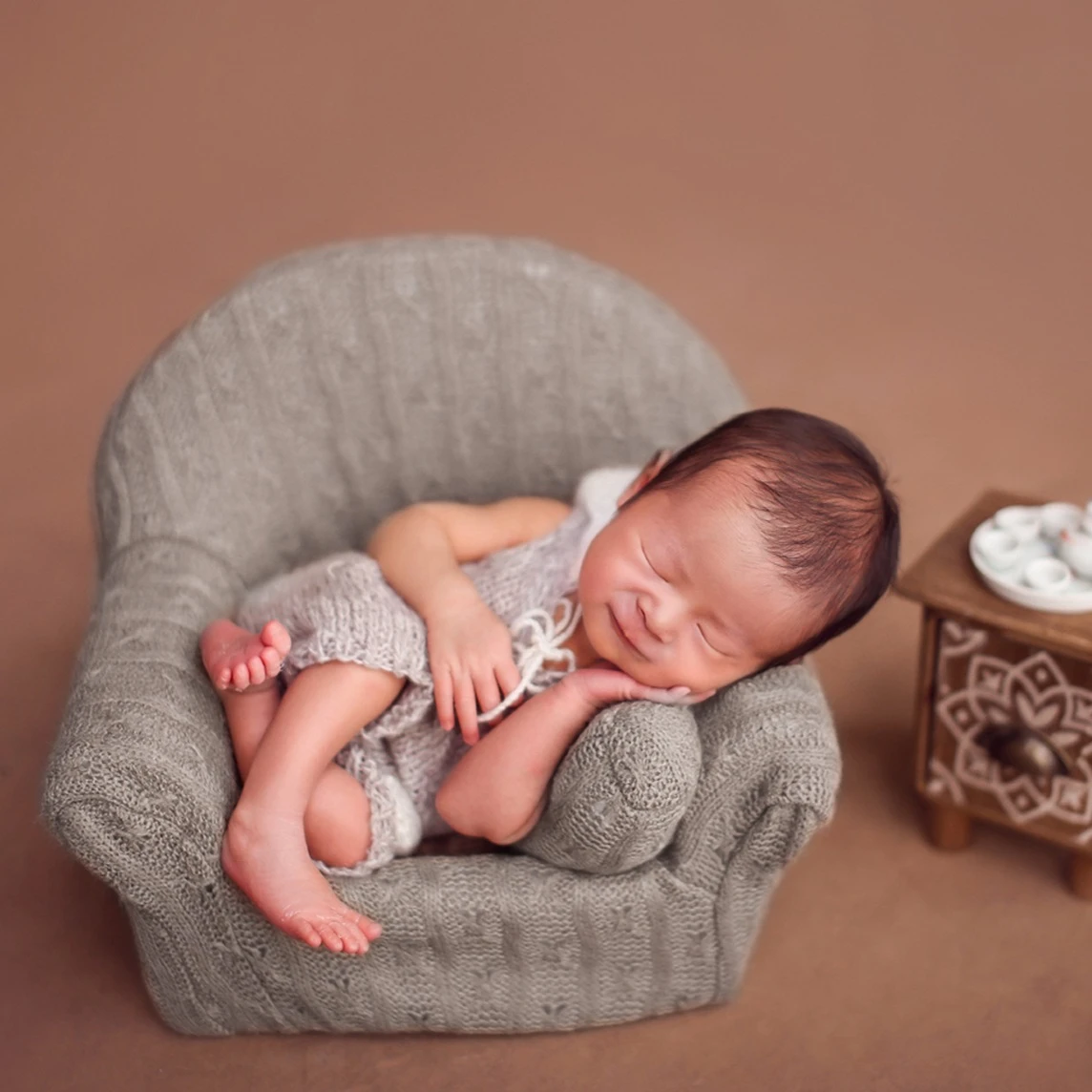 Newborn Photography Prop Baby Post Mini Sofa Arm Chair Pillow Infant Baby Photography furniture Accessories Prop for Photography