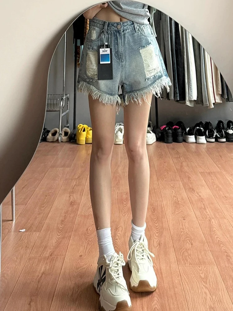 

Джинсовые шорты с высокой талией для женщин, летние, стройнящие, А-силуэт, с эффектом потертости, широкие штанины, джинсы с высокой талией, шорты в стиле «Spicy Girl»