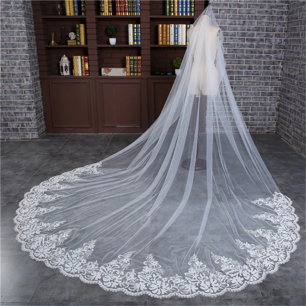 1 2 Tier Wedding Veil Lace Edge Long Bridal Veil Appliques Sequins White/Ivory Luxurious Elegant Veil With Comb Cathedral 300cm