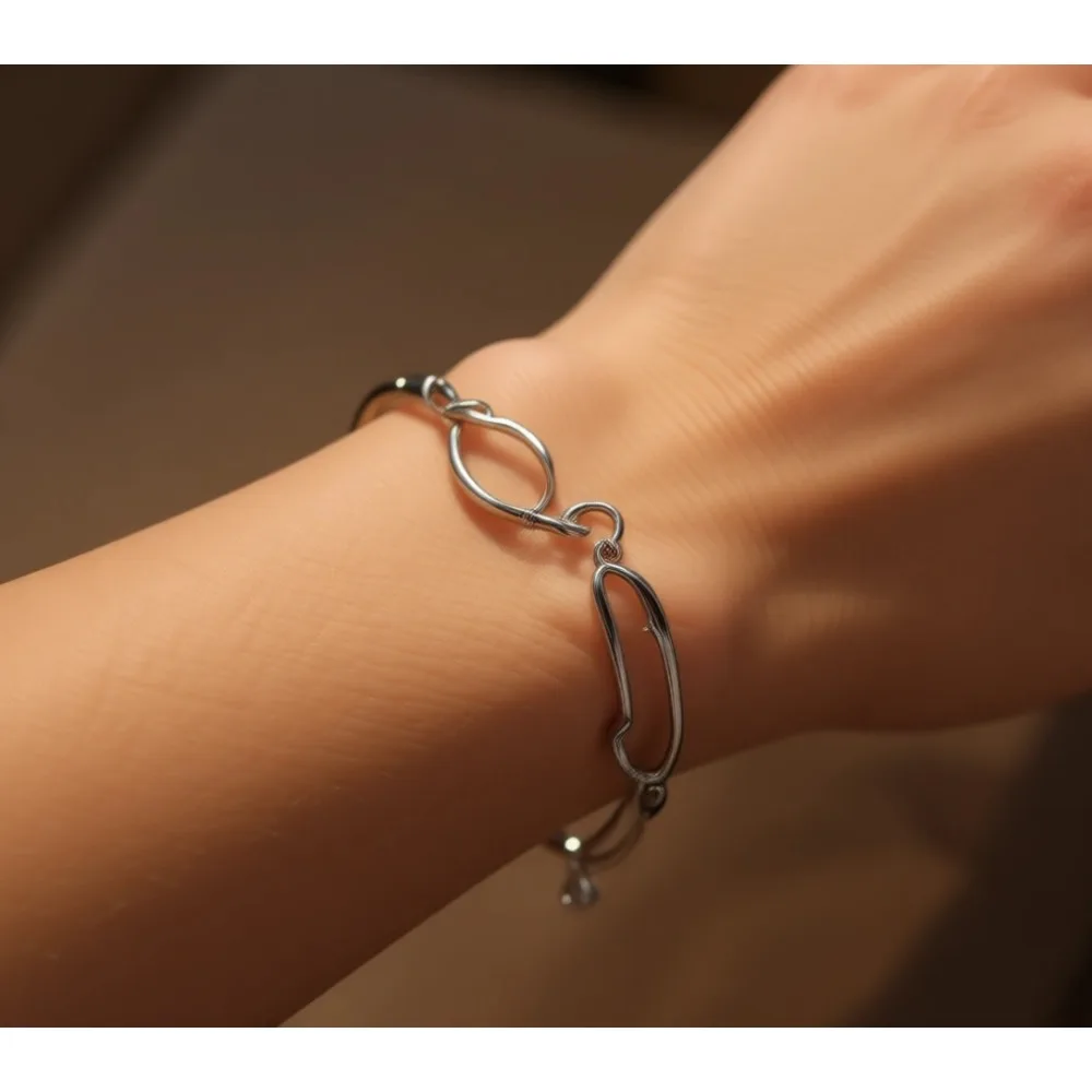 

Регулируемый тонкий браслет-манжета для женщин, минималистичный, с неровными краями