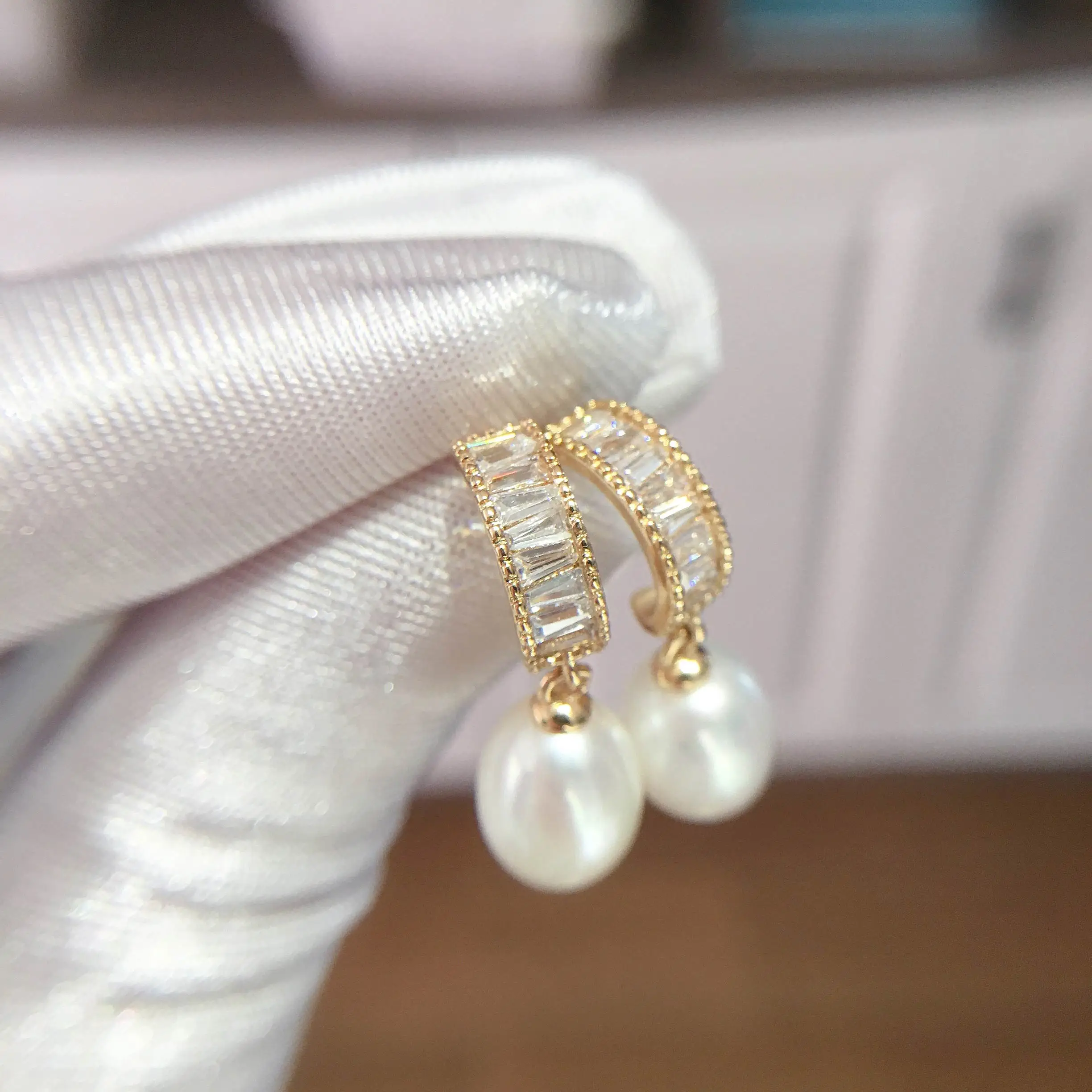 ZHBORUINI 2022 New Zircon Drop Earring 100% Real Natural Freshwater Pearl 18k Gold Gilled Pearl Earrings For Women Party Jewelry — zdjęcie 5