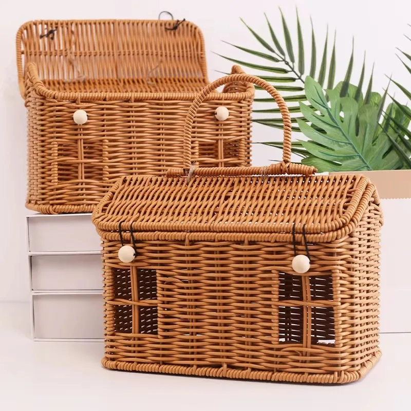 Quality Handmade Creative Small House Shape Rattan Picnic Storage Basket Wedding Party Gifts Bridesmaid Portable Gift Basket