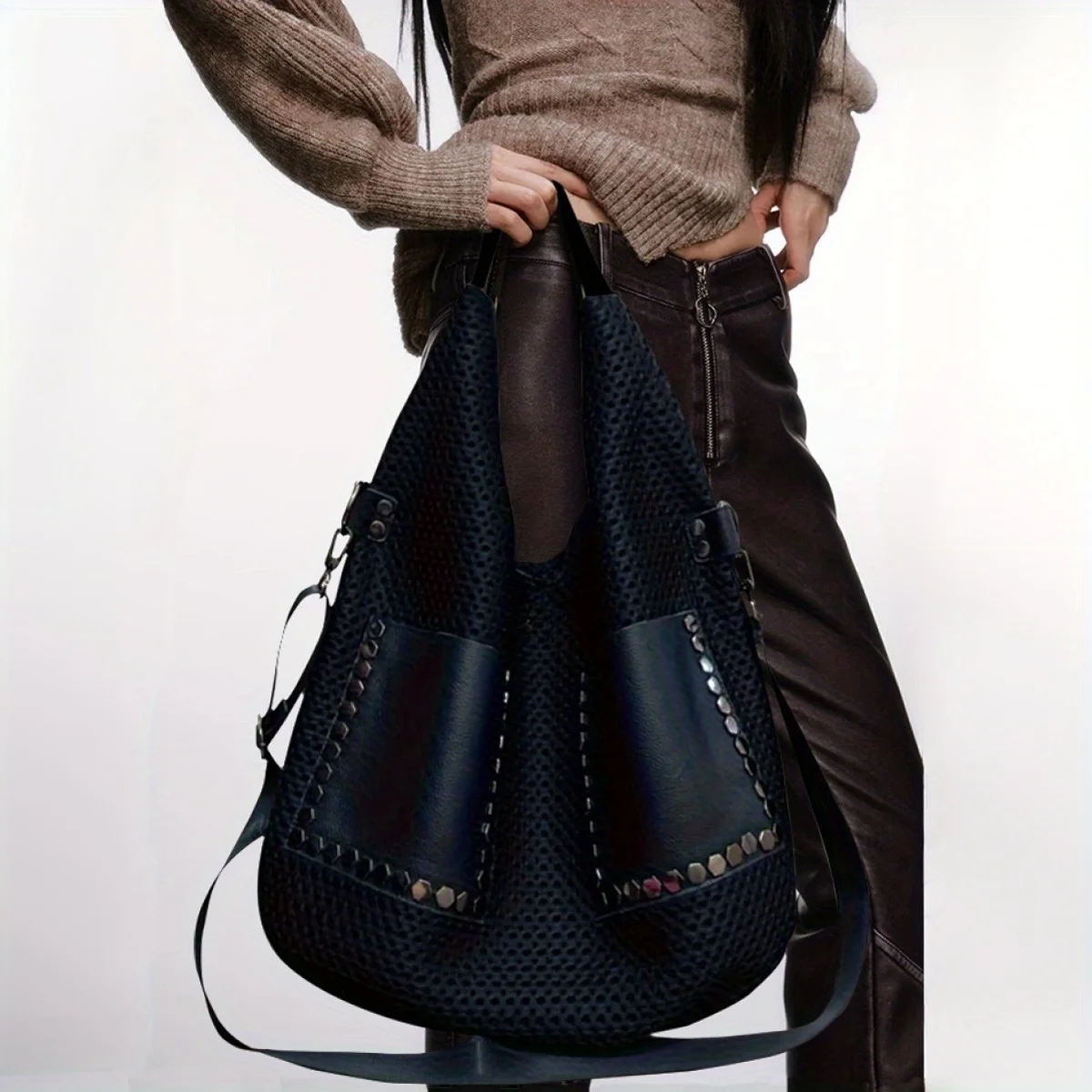 

Ladies' Fashion Mesh Splicing Front Bag Shoulder Bag Large Capacity Personalized Vintage Y2K Street Punk City Commuter Handbag