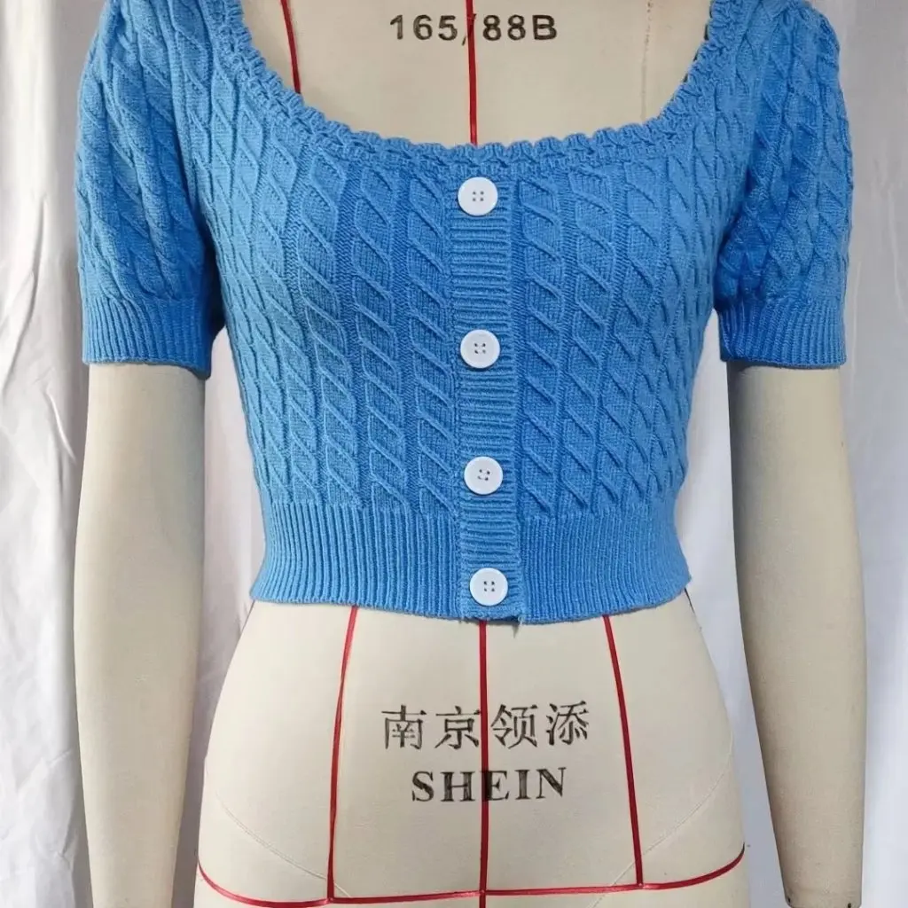 

Women's Square Collar Bubble Sleeve Short Knitted Sweater High Waist Single-breasted Summer Top Hot Girl Fashion