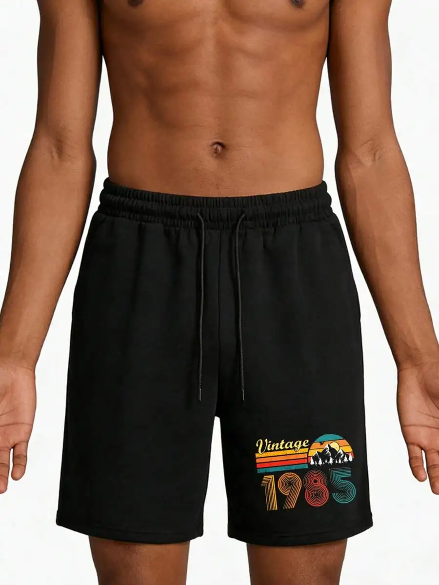 Vintage 1985 Retro Print Mens Casual Shorts Elastic Waist Drawstring Mid-Rise Summer Workout Shorts
