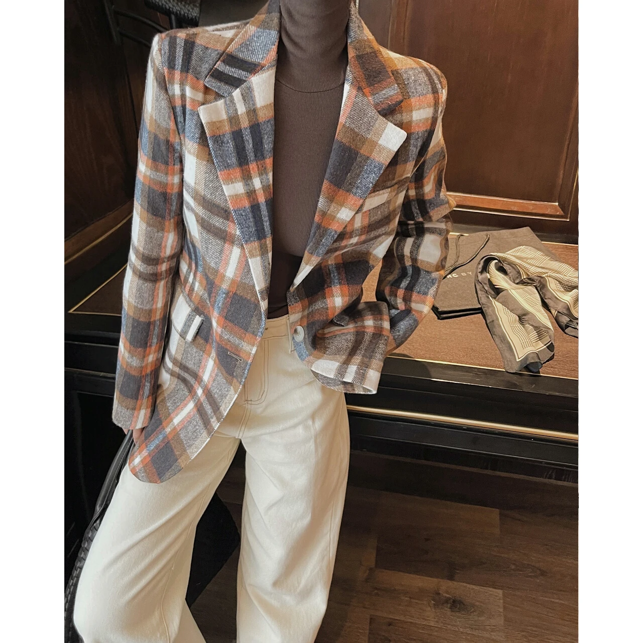 

Женское шерстяное пальто в клетку, осенне-зимнее, маленького размера, в стиле французского шика, новинка 2024 года, приталенное, для повседневной носки, винтажное