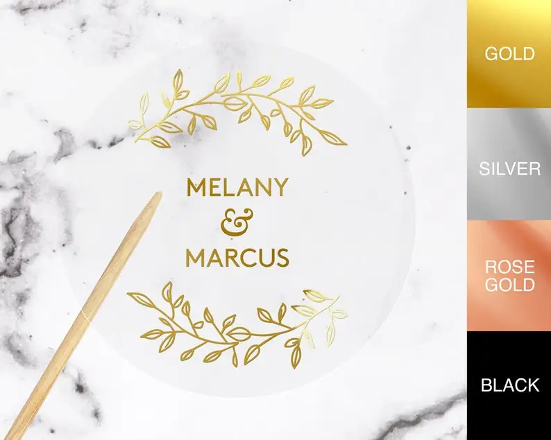 100 Stks/partij Custom Gold Folie Stickers Bruiloft Gunst Stickers Goudfolie Custom Stickers Custom Goud Verijdeld Clear Stickers