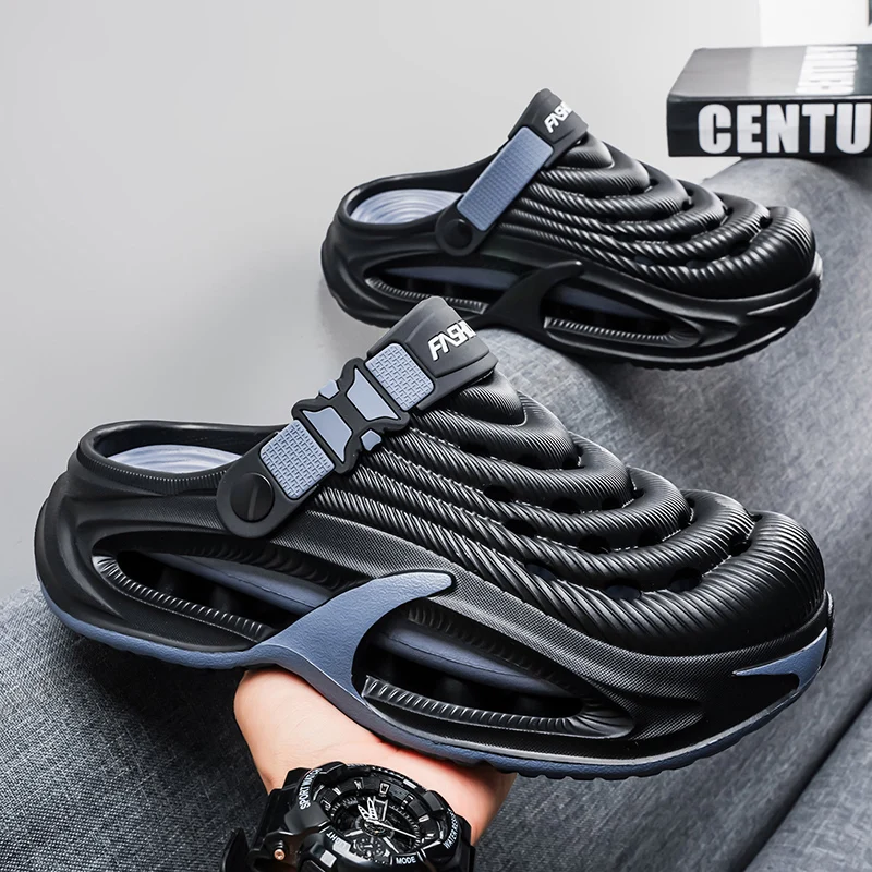 New Summer Style Thick-Soled Closed-Toe Sandals, Suitable for Men and Women for Beach Walks and Camping, Soft and Cushioned Casual Shoes