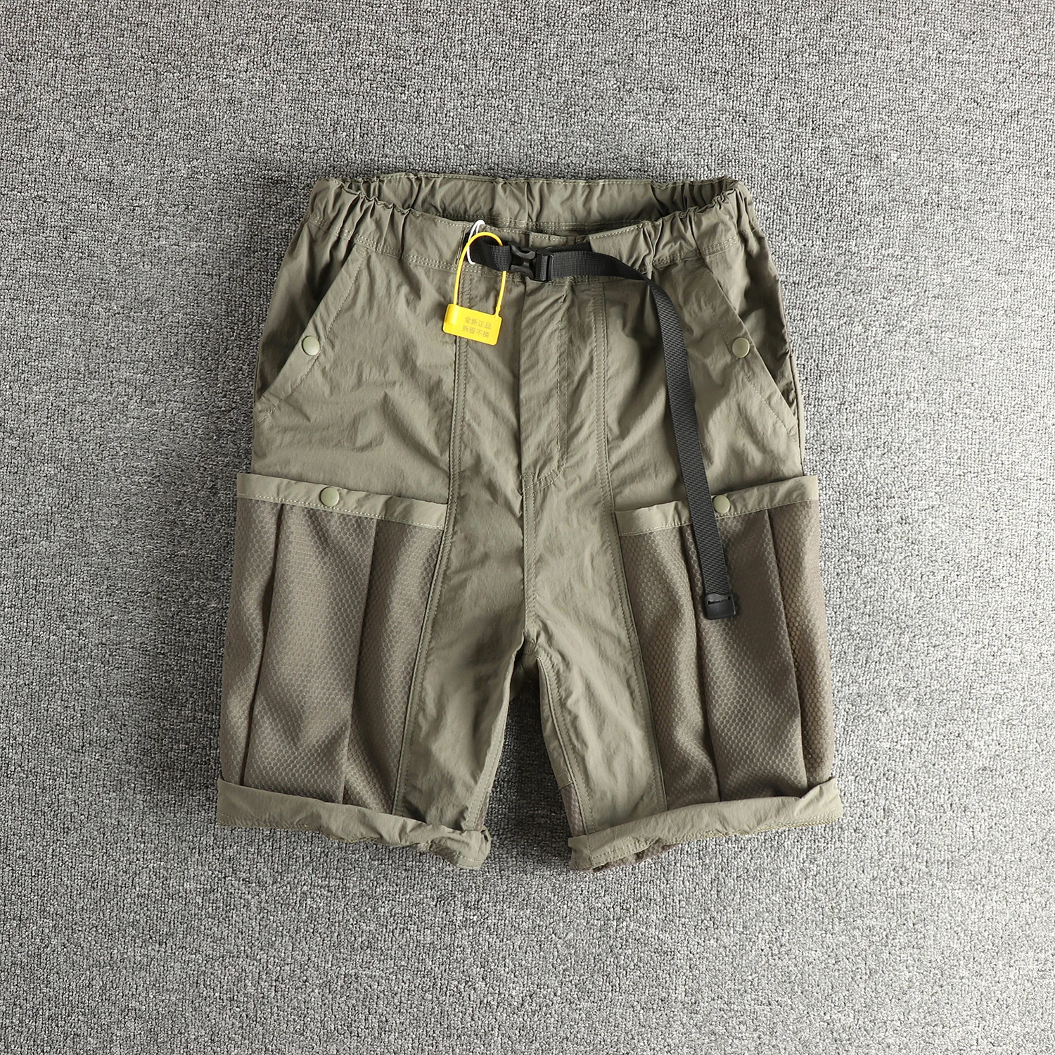 

Лето 2023, новые американские сетчатые лоскутные уличные функциональные шорты-карго в стиле ретро, мужские прямые свободные повседневные брюки с пятью четвертью