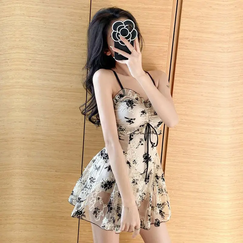 2023 Women's Sexy Fashion Printed Sling Swimwear Summer Fashionable Mesh Patchwork Female Vintage One-Piece Swimdress Beachwear