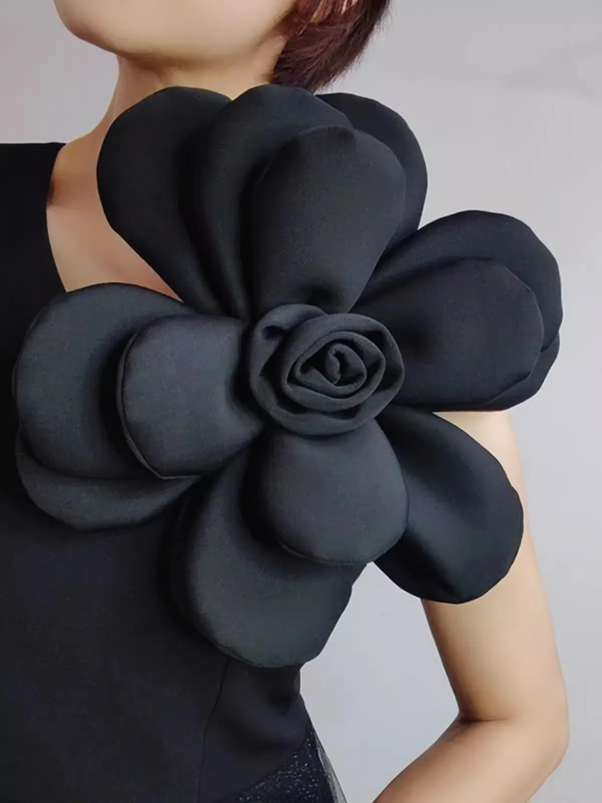 3D flowers Large flowers Exaggerated design accessories Camellia small fragrance handmade petal breast corsage