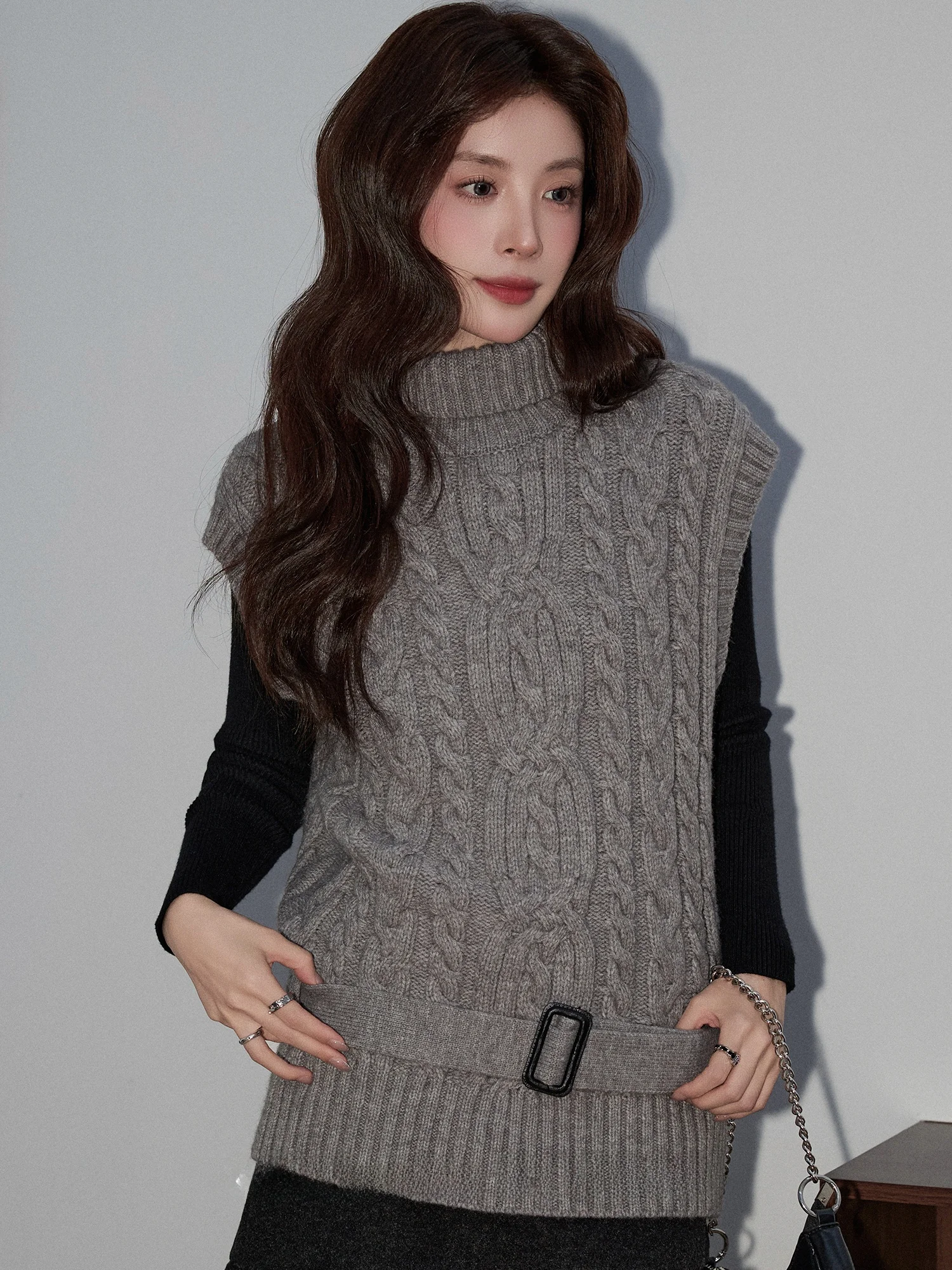 

Женский вязаный жилет с высоким воротником, осенне-зимний, приталенный, для повседневной носки, для работы и отдыха