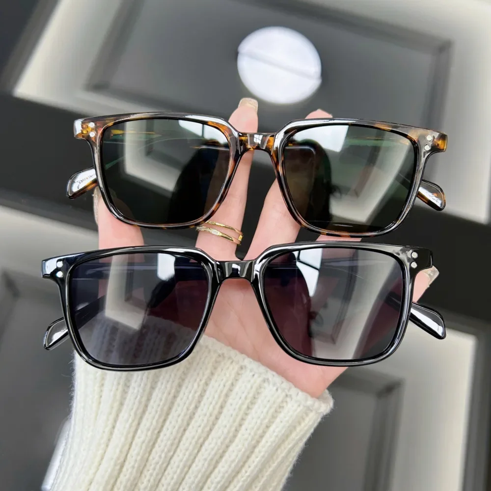 Occhiali da sole quadrati Vintage uomo donna Designer di marca occhiali da sole da guida retrò moda specchio da esterno Oculos De Sol Masculino