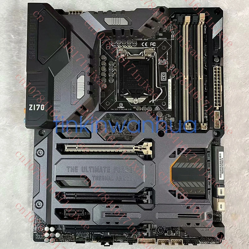Usado para la placa base ASUS Sabertooth Z170 Mark 1 LGA 1151 DDR4 DP + HDMI ATX.