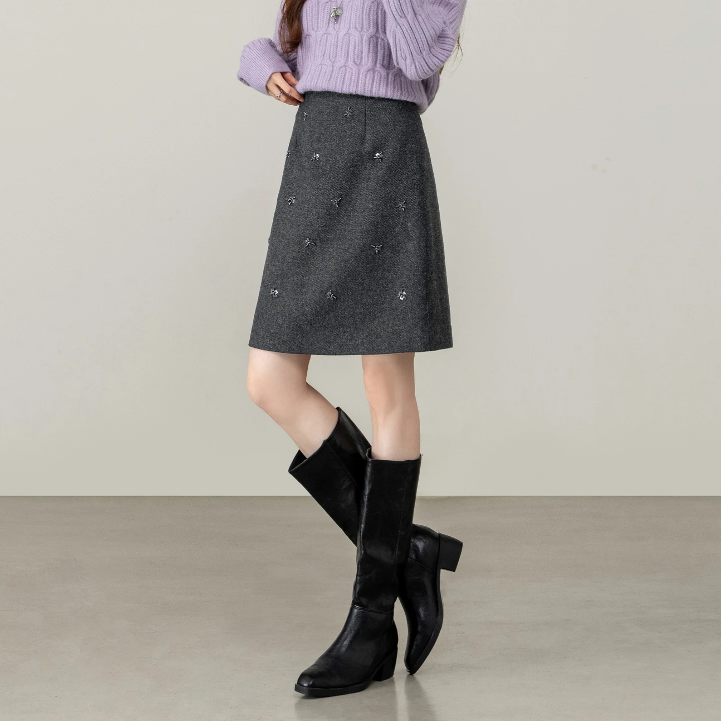 SENTUBILA Knee Length Skirts for Women Winter Straight Elegant 2026 Wool Blend Commuter Hand Beaded Slimming Skirt 164QF8622