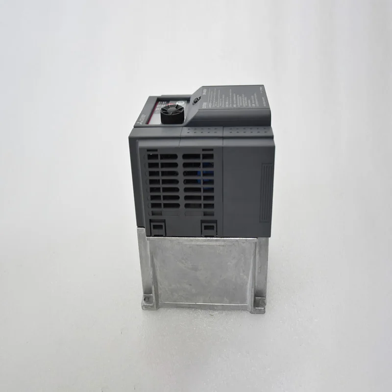 Industrial parts single phase inverter FR-A840-01160-2-60