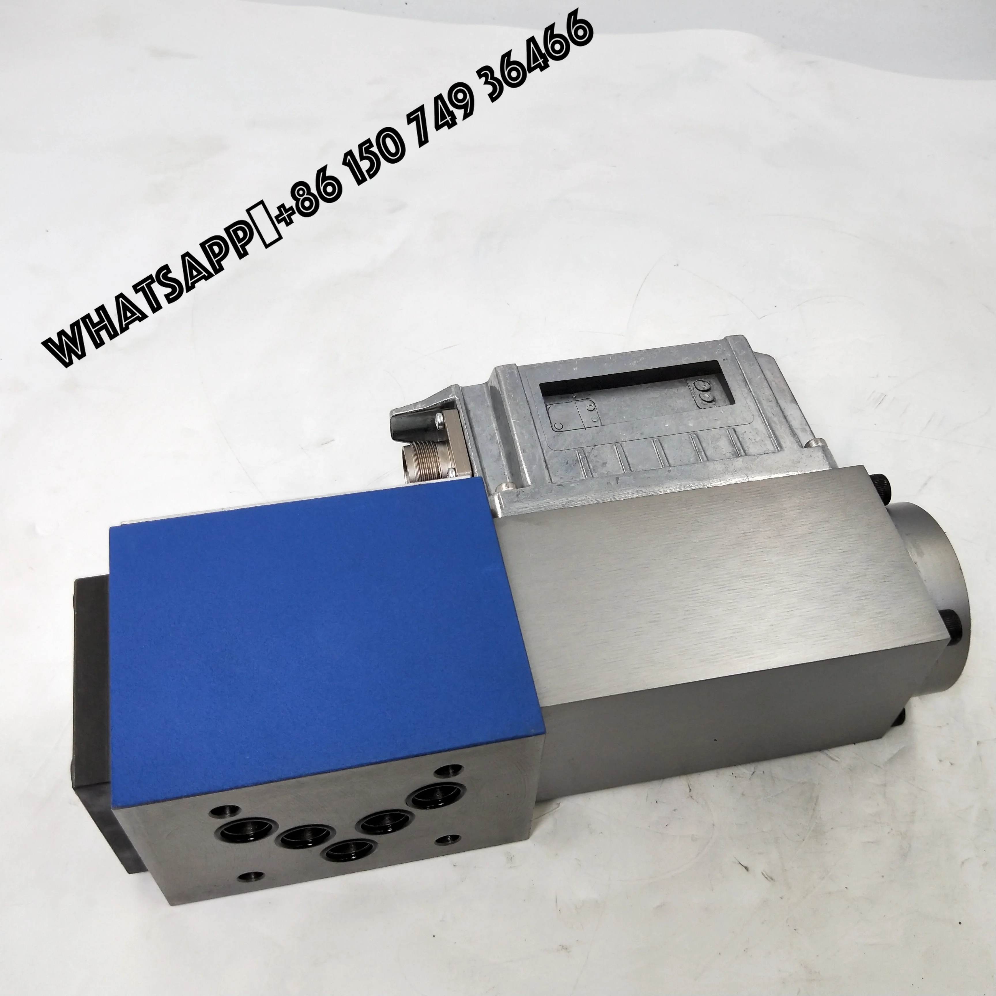 

Proportional Servo Valve High Frequency Response Valve 4WRPEH 6 C3 B15P-2X/G24K0/A1M 0811404642