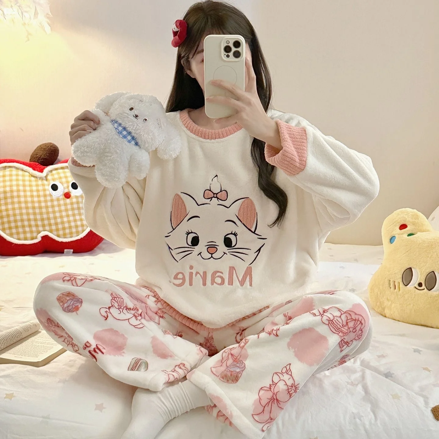 

Новые пижамные комплекты Marie Cat для женщин, теплые плюшевые зимние пижамы, домашняя одежда, толстый коралловый флис, милые мягкие аниме-периферия
