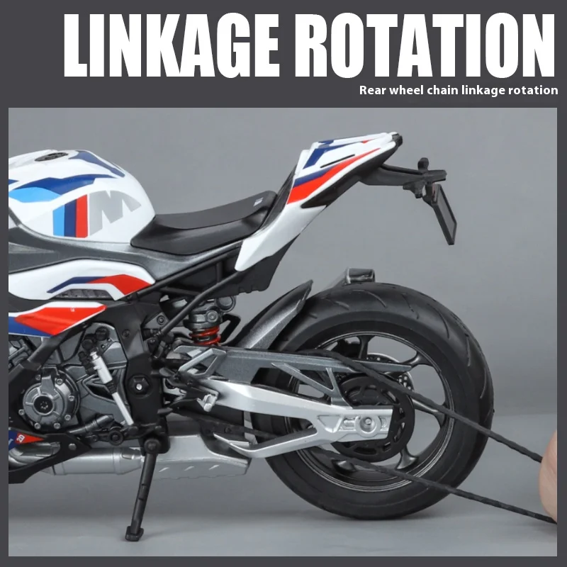 Modèle Moto 1/6 Alliage Moulé Sous Pression - Lumière, Son, Fumée & Mouvement - Cadeau Collection