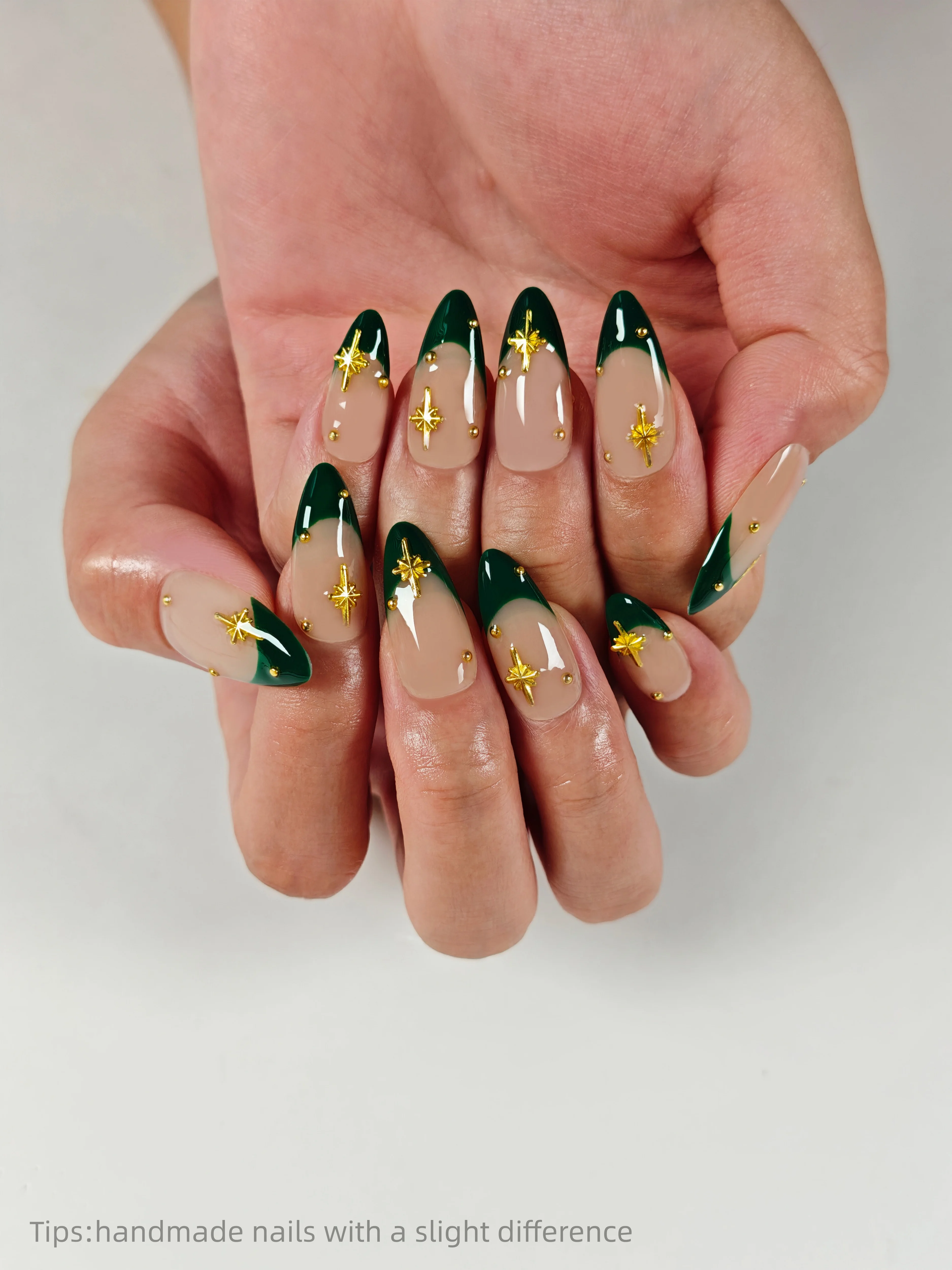 10pcs Handmade Nude Green Gold Star Press on Nails Almond Long Full Cover Wearable Reusable Sweet False Nails 2026