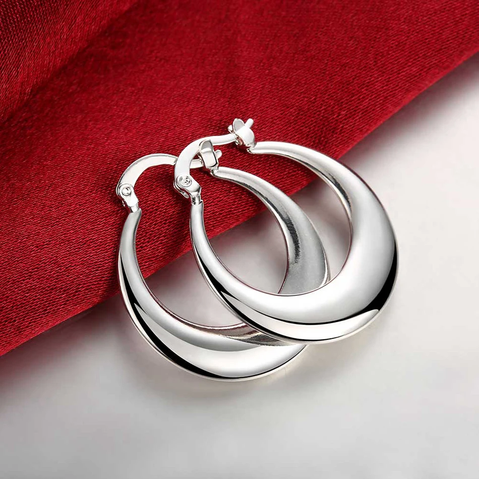 1 Pair Elegant 925 Sterling Silver Round 30mm Hoop Earrings for Women's Fashion Jewelry Perfect for Everyday Accessories