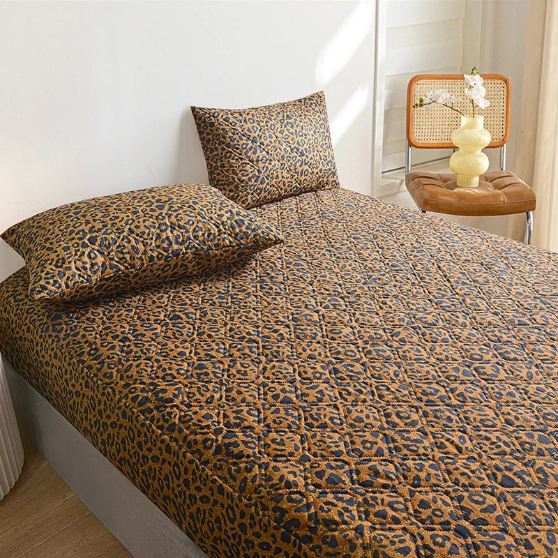 100%Waterproof Quilted Mattress Cover Leopard Print Mattress Protector Single/Queen/King Size Thickened Bed Cover 매트리스 커버